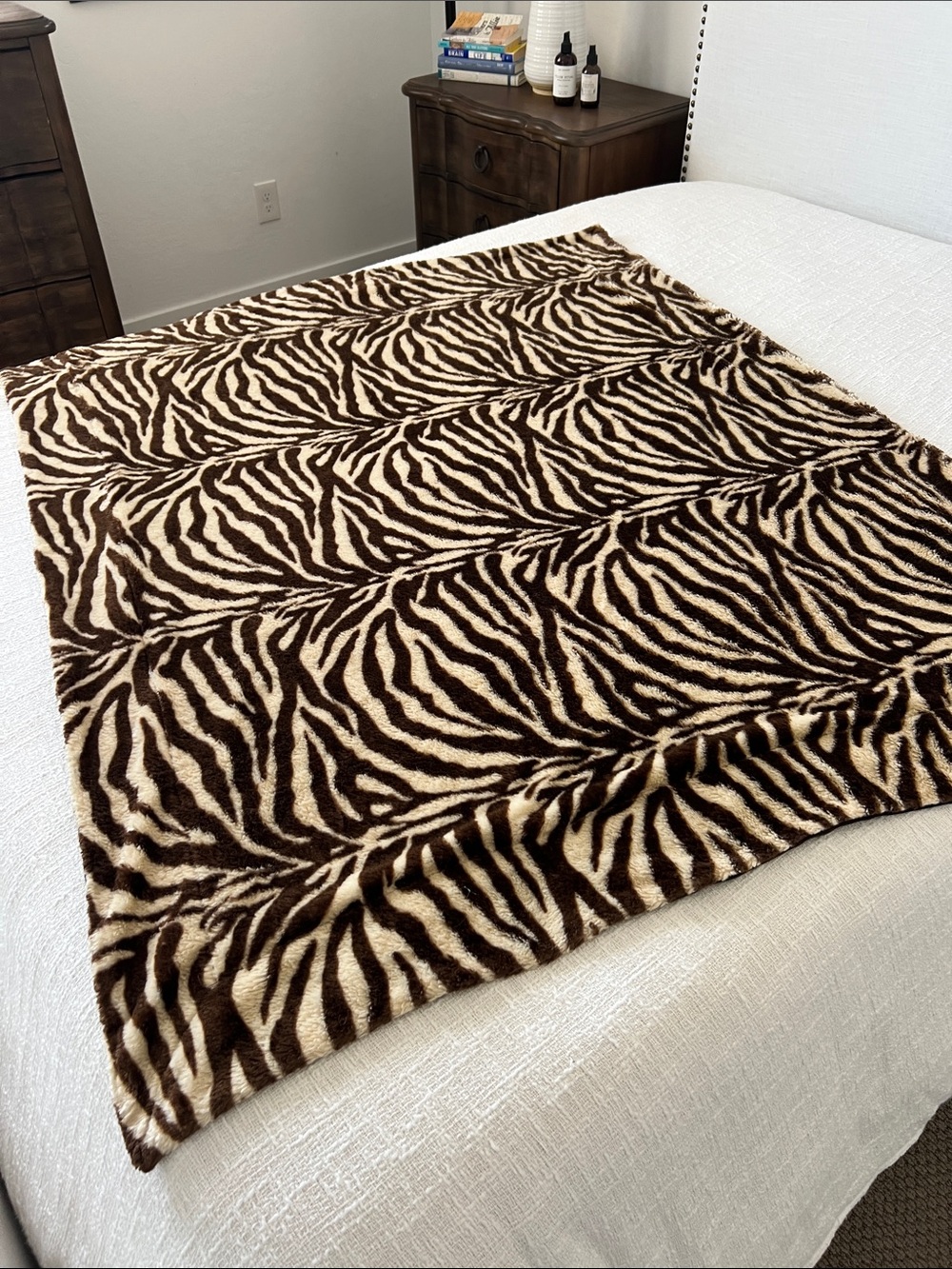Brown Zebra Print Throw Blanket - Plush Animal Pattern